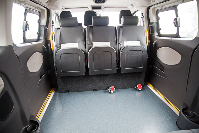 Illustration for article titled Ford Transit Custom Tourneo taxi